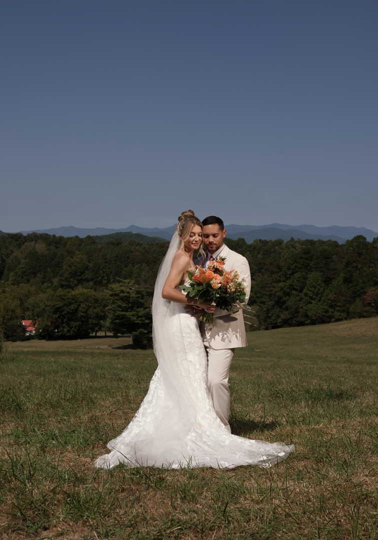 Wedding couple with Oak Hill view of Mount Mitchell.  Shanell Bledsoe Photography